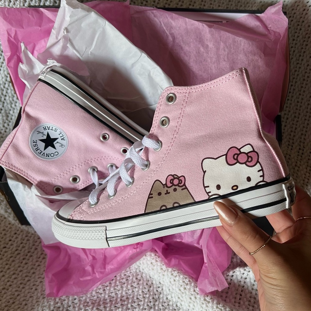 NWT Baby Pink Hello Kitty x Pusheen Converse